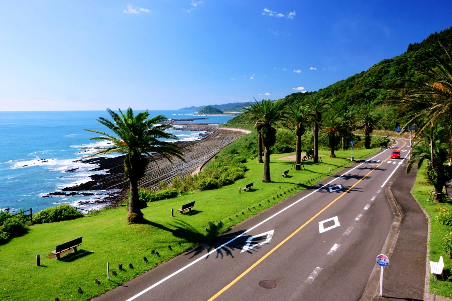 絶景が続く「日南海岸国定公園」